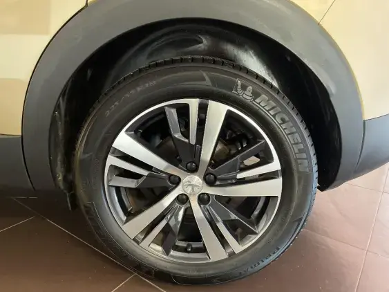 PEUGEOT 3008 II - voiture d'occasion - Photo 24