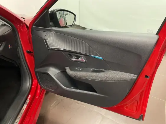 PEUGEOT 208 BUSINESS R II - voiture d'occasion - Photo 19