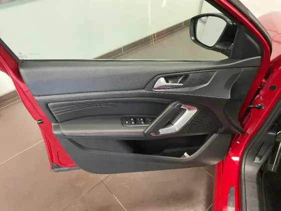 PEUGEOT 308 II - voiture d'occasion - Photo 17