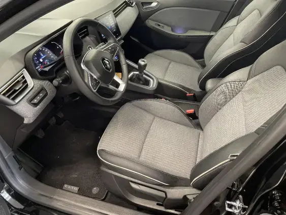 RENAULT CLIO V - voiture d'occasion - Photo 18