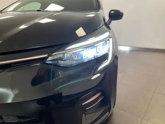 RENAULT CLIO V - voiture d'occasion - Photo 22