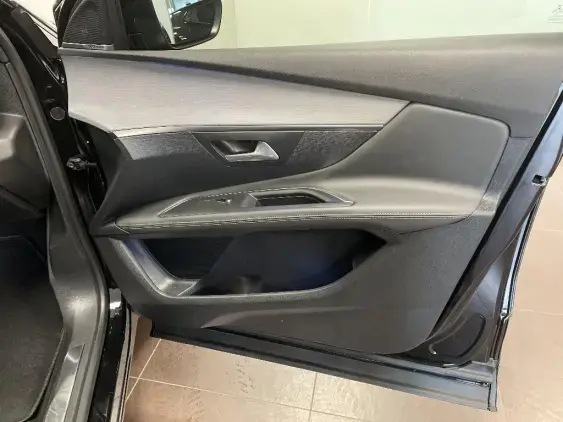 PEUGEOT 3008 II - voiture d'occasion - Photo 20