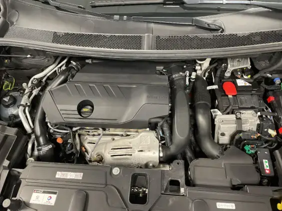 PEUGEOT 3008 II - voiture d'occasion - Photo 21