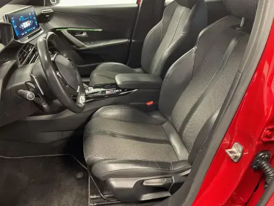 PEUGEOT 2008 II - voiture d'occasion - Photo 18