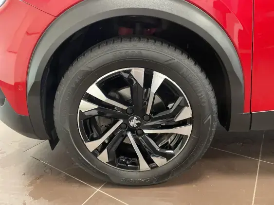 PEUGEOT 2008 II - voiture d'occasion - Photo 23