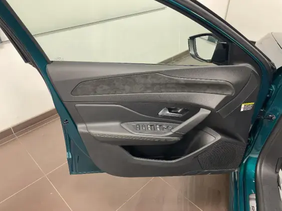 PEUGEOT 308 SW III - voiture d'occasion - Photo 17