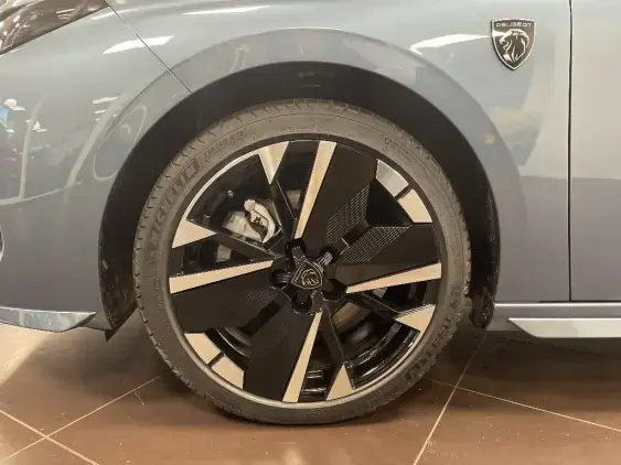 PEUGEOT 308 III - voiture d'occasion - Photo 21