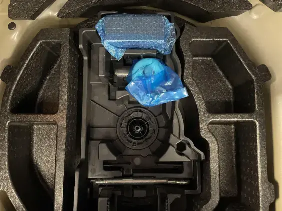 PEUGEOT 208 BUSINESS R II - voiture d'occasion - Photo 17