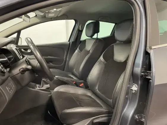 RENAULT CLIO IV - voiture d'occasion - Photo 16