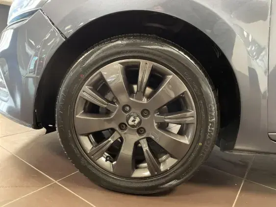 RENAULT CLIO IV - voiture d'occasion - Photo 21