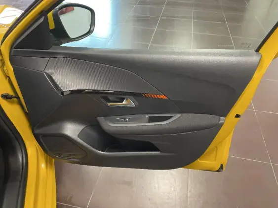 PEUGEOT 208 BUSINESS R II - voiture d'occasion - Photo 19