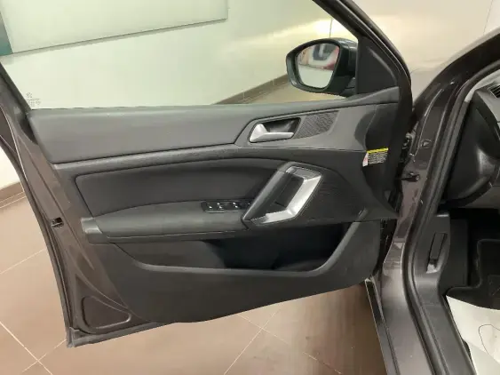 PEUGEOT 308 SW II - voiture d'occasion - Photo 19