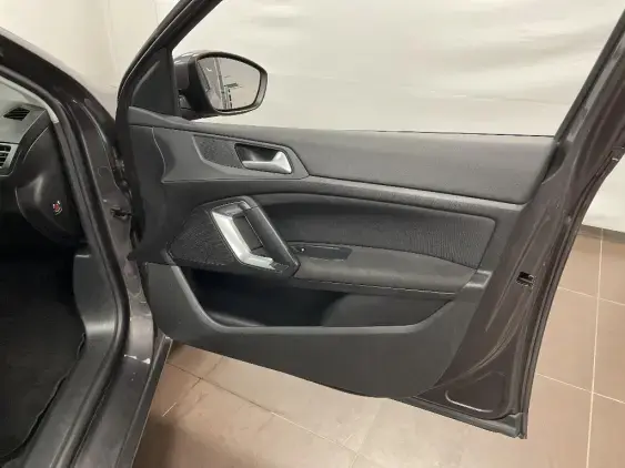 PEUGEOT 308 SW II - voiture d'occasion - Photo 20