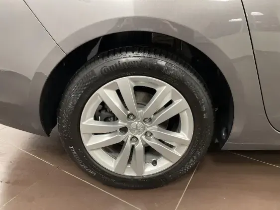 PEUGEOT 308 SW II - voiture d'occasion - Photo 25