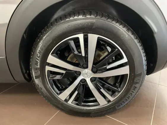 PEUGEOT 3008 II - voiture d'occasion - Photo 23