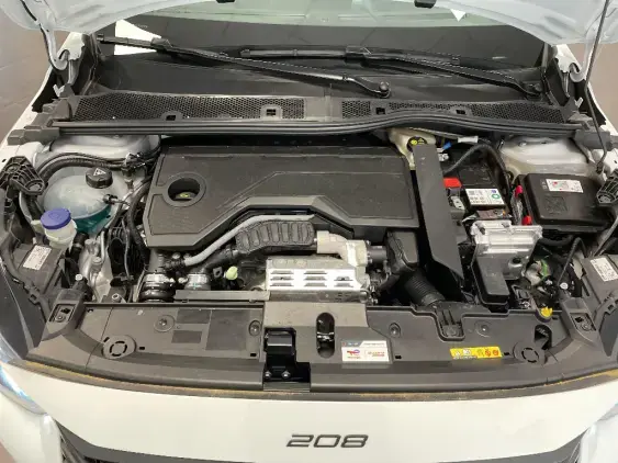 PEUGEOT 208 II - voiture d'occasion - Photo 20