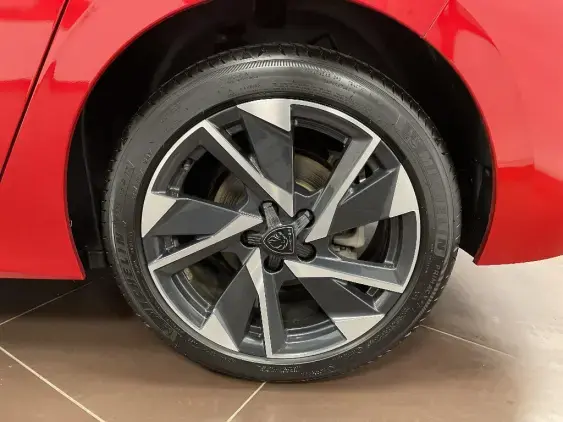 PEUGEOT 308 III - voiture d'occasion - Photo 24