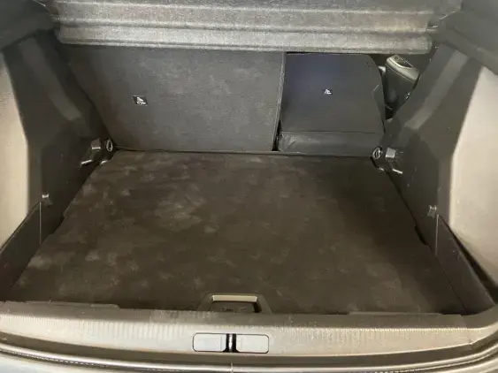 PEUGEOT 2008 II - voiture d'occasion - Photo 16