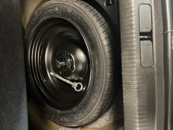 PEUGEOT 2008 II - voiture d'occasion - Photo 17