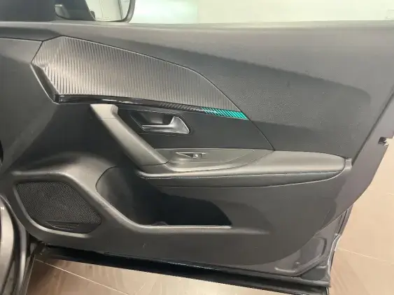 PEUGEOT 2008 II - voiture d'occasion - Photo 20