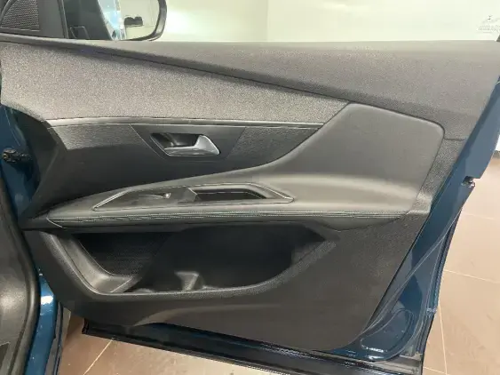 PEUGEOT 3008 II - voiture d'occasion - Photo 20