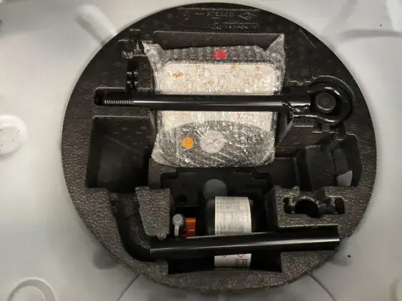 RENAULT CLIO IV - voiture d'occasion - Photo 16