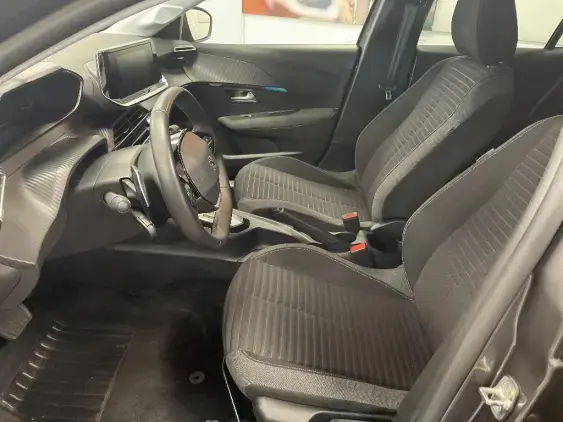 PEUGEOT 208 BUSINESS R II - voiture d'occasion - Photo 18