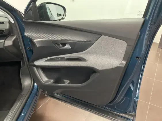 PEUGEOT 3008 II - voiture d'occasion - Photo 20