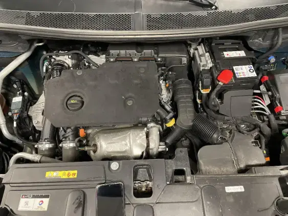 PEUGEOT 3008 II - voiture d'occasion - Photo 21