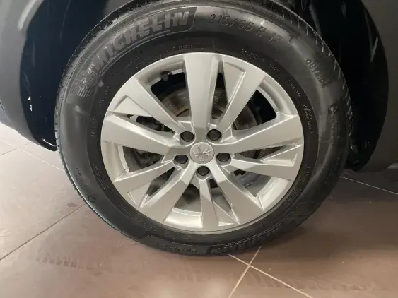 PEUGEOT 3008 II - voiture d'occasion - Photo 25