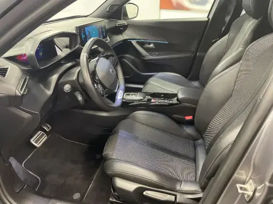 PEUGEOT 2008 ELECTRIQUE II - voiture d'occasion - Photo 17