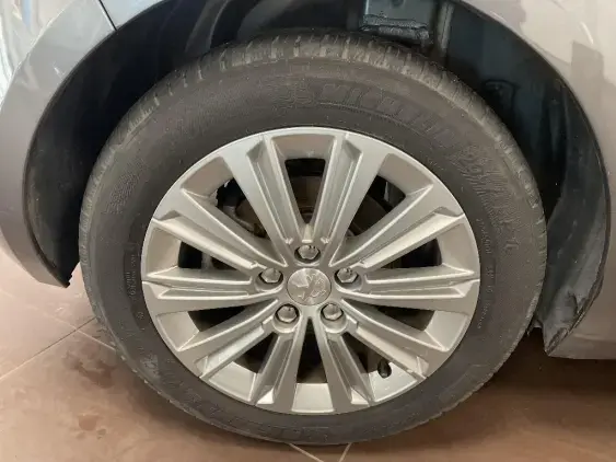 PEUGEOT 308 II - voiture d'occasion - Photo 25