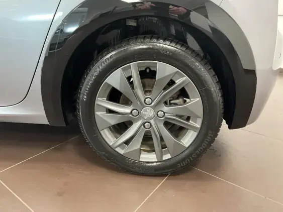 PEUGEOT 208 ELECTRIQUE II - voiture d'occasion - Photo 24