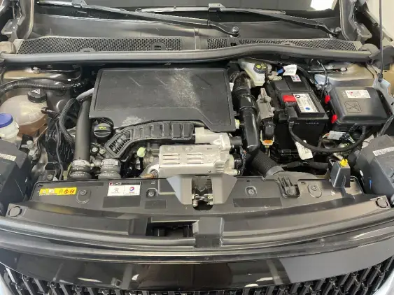 PEUGEOT 2008 II - voiture d'occasion - Photo 21