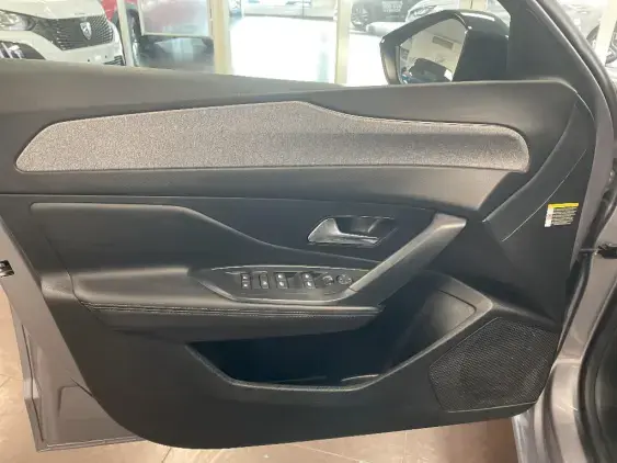 PEUGEOT 308 III - voiture d'occasion - Photo 19