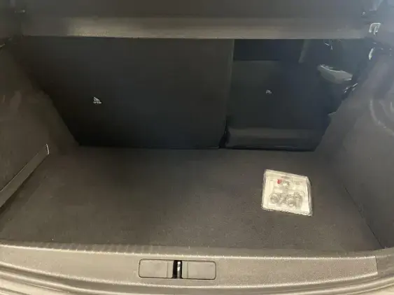 PEUGEOT 208 BUSINESS R II - voiture d'occasion - Photo 16