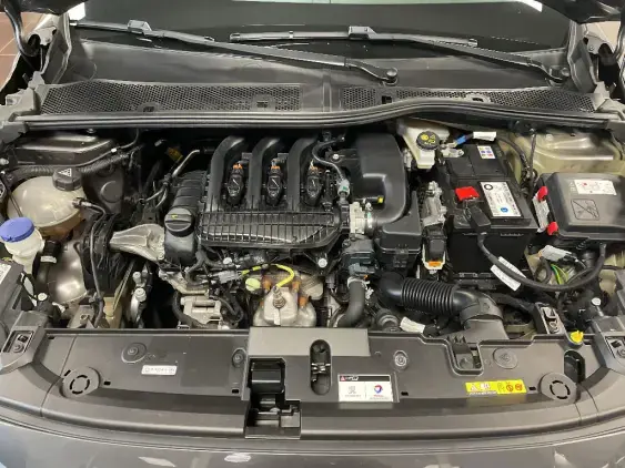 PEUGEOT 208 BUSINESS R II - voiture d'occasion - Photo 21