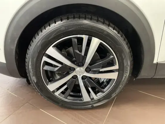 PEUGEOT 3008 II - voiture d'occasion - Photo 23