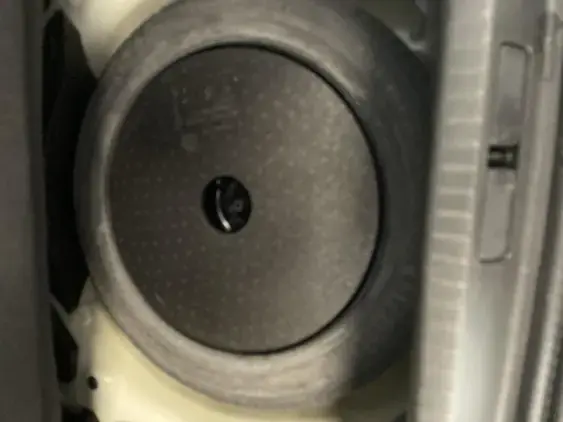 PEUGEOT 208 BUSINESS R II - voiture d'occasion - Photo 17