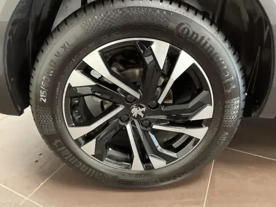 PEUGEOT 2008 II - voiture d'occasion - Photo 25