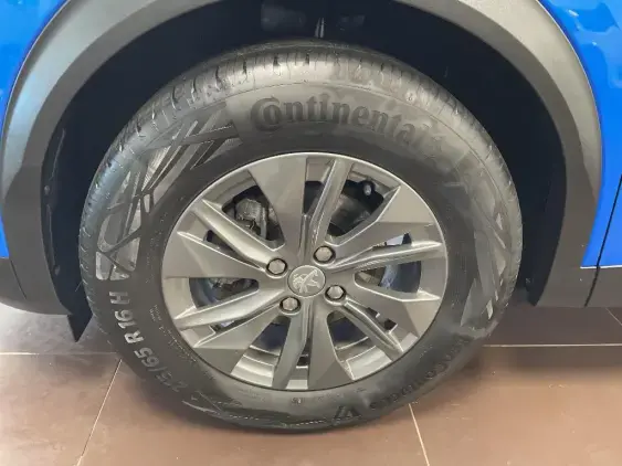 PEUGEOT 2008 II - voiture d'occasion - Photo 23