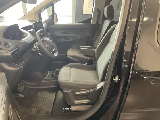 PEUGEOT PARTNER III - voiture d'occasion - Photo 17