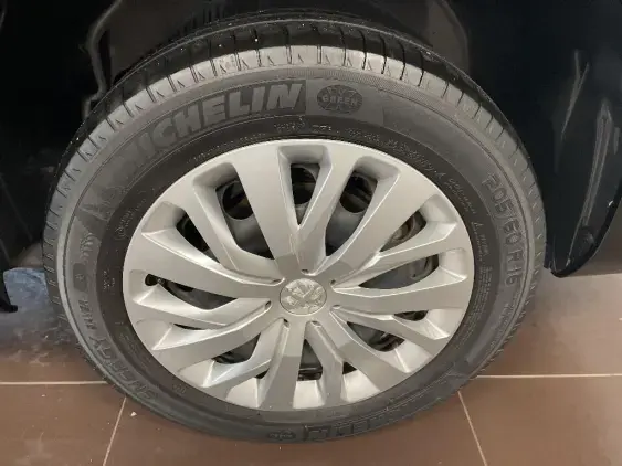 PEUGEOT PARTNER III - voiture d'occasion - Photo 23