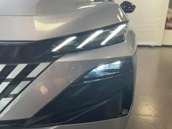 PEUGEOT 308 III - voiture d'occasion - Photo 21