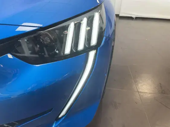 PEUGEOT 208 BUSINESS R II - voiture d'occasion - Photo 22