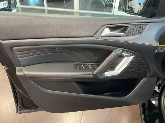 PEUGEOT 308 SW II - voiture d'occasion - Photo 18