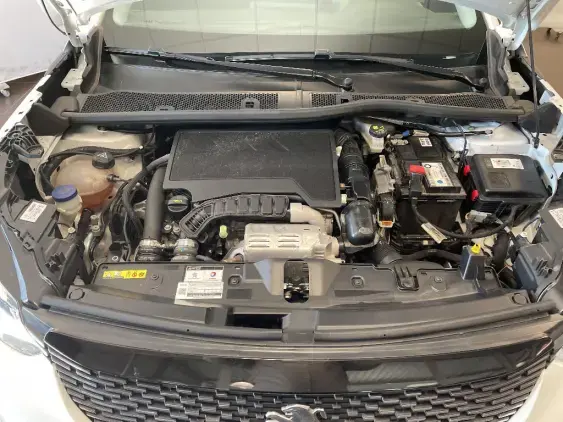 PEUGEOT 2008 II - voiture d'occasion - Photo 20