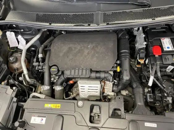 PEUGEOT 3008 II - voiture d'occasion - Photo 21