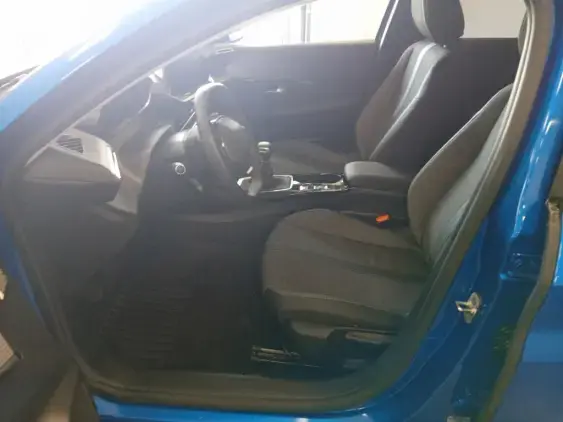 PEUGEOT 208 II - voiture d'occasion - Photo 17