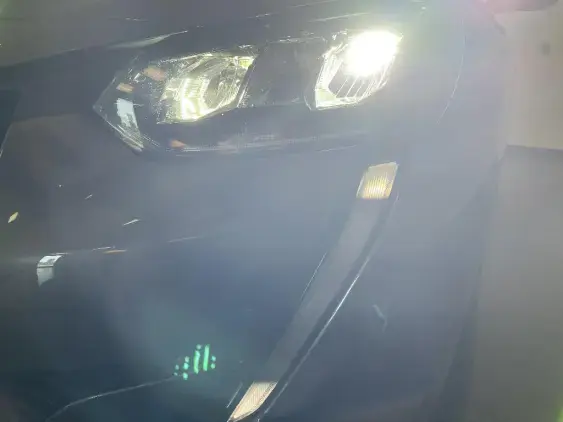 PEUGEOT 208 II - voiture d'occasion - Photo 21